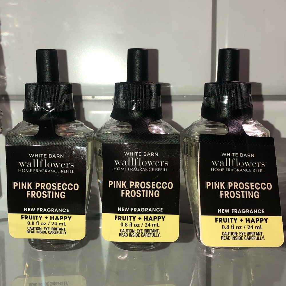 Pink Prosecco Frosting : Bath & Body Works Wallflower Plug & Refill Bund… - Picture 5 of 5